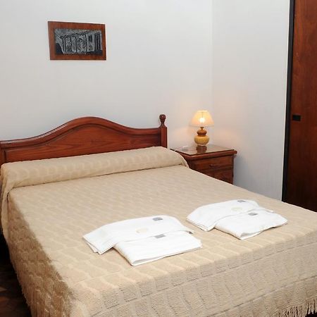 Hôtel Andino à Villa Carlos Paz Extérieur photo
